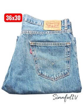 Levi's Men's Light Blue Straight Jeans